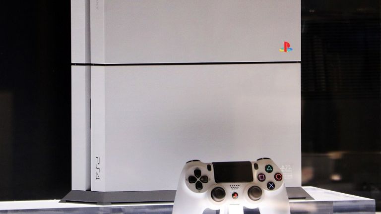 Самую желанную PS4 в мире продали почти за $130 тыс. - Изображение 1 Самую желанную PS4 в мире продали почти за $130 тыс. - Изображение 1