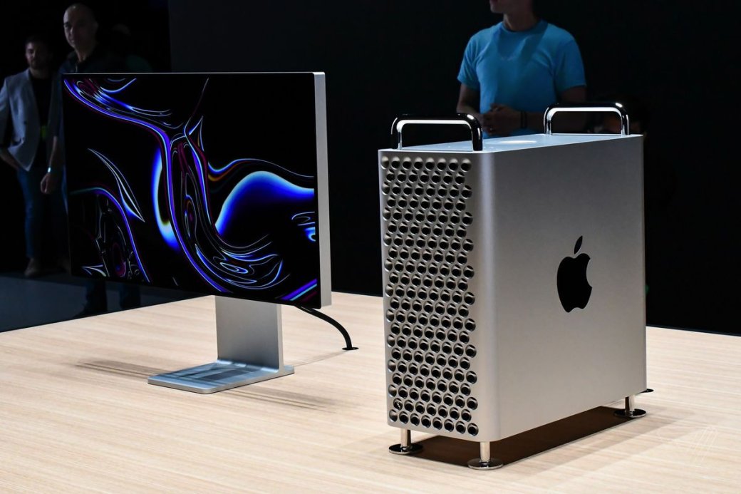 В продажу выходит настольный ПК Apple Mac Pro. Российская цена от 449 990 рублей