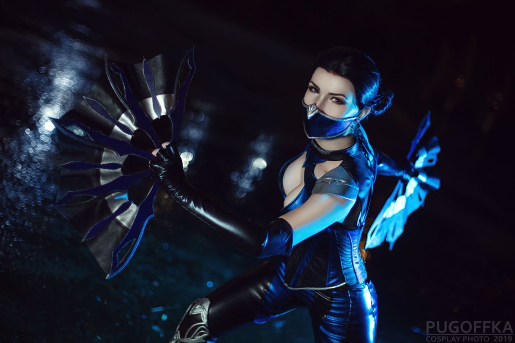 Китана доставка. Китана мортал комбат. Mortal Kombat 11 Китана. Принцесса Китана. Китана MK 11 Cosplay.